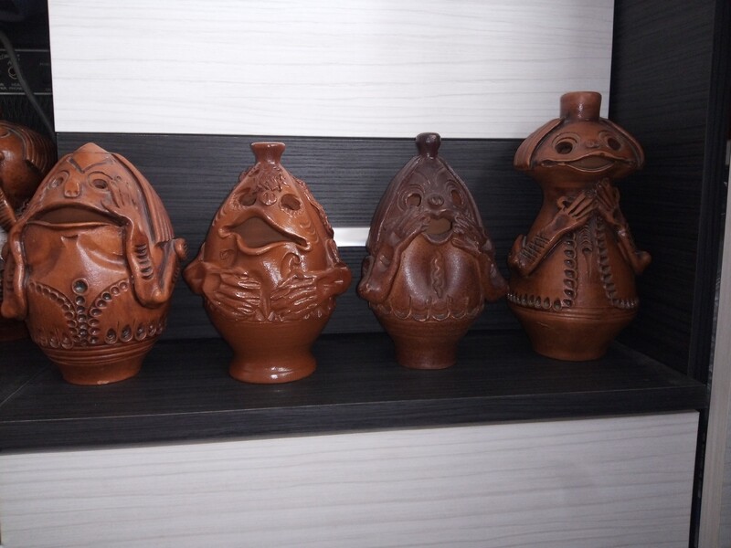 Hargitai kerámia figurák